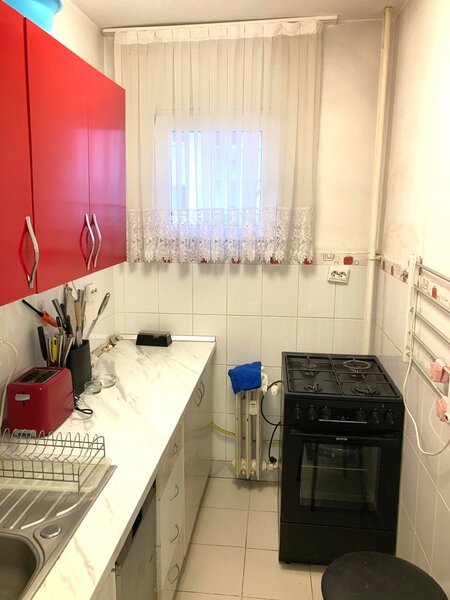 Dristor, Str. Ion Tuculescu, 10 min. pana la metrou Dristor, comision 0%.